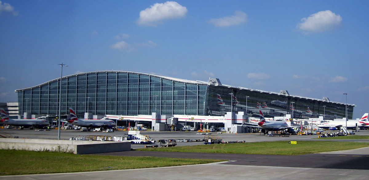 Suspenden la ampliación del aeropuerto de Heathrow por no tener en cuenta el Acuerdo de París