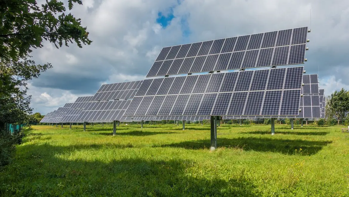 El sector fotovoltaico instaló el año pasado 459 megavatios de autoconsumos en España