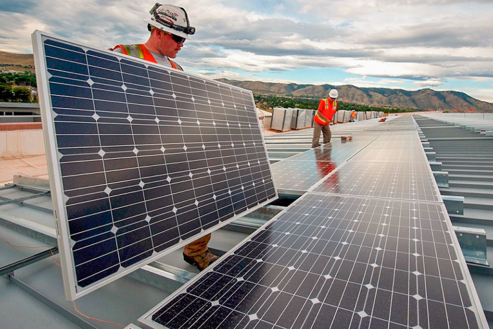 El empleo de la fotovoltaica y la eólica en la UE crecerá hasta los 658.000